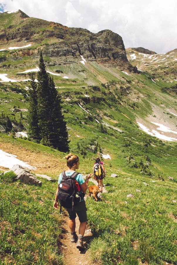 7 Tips to Stay Cool When Hiking in Summer - Light Hiking Gear