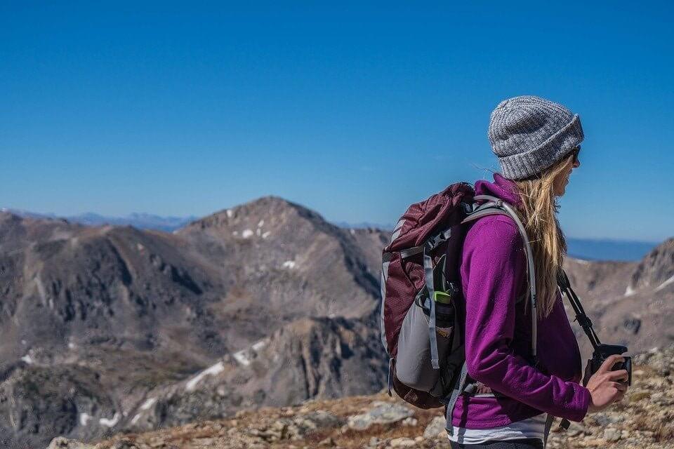 4 Things to Look for When Choosing a Backpack - Light Hiking Gear