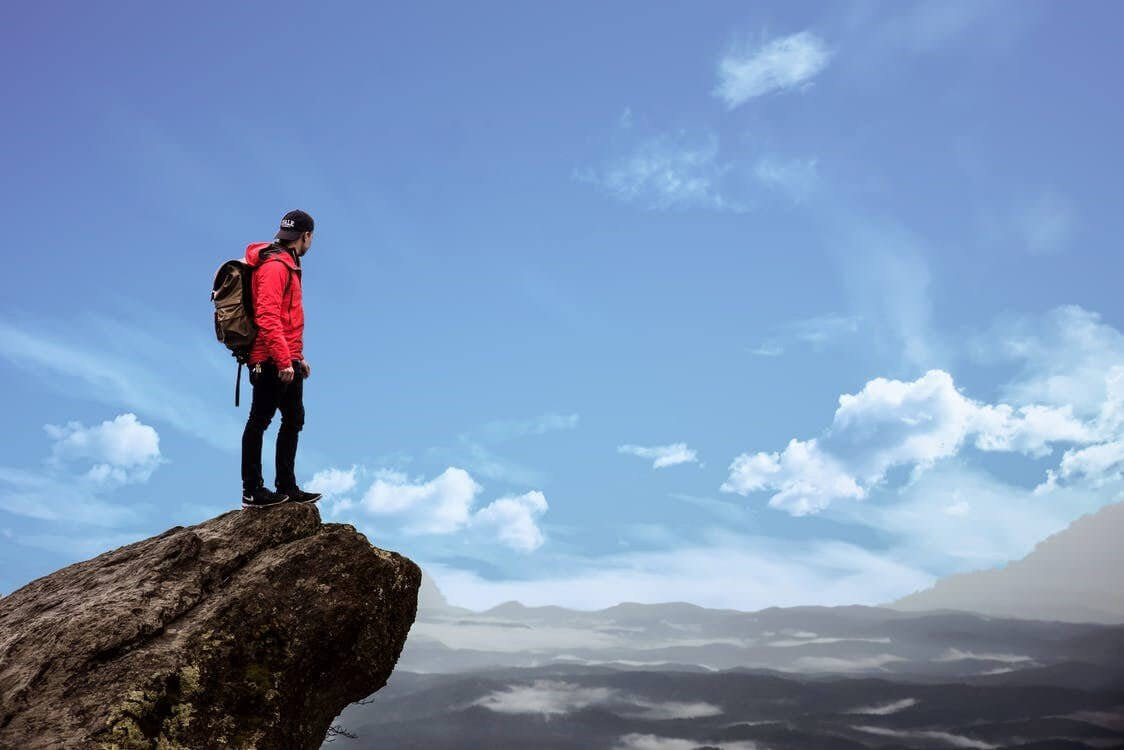 5 Tips to Make Mountain Climbing Safer - Light Hiking Gear