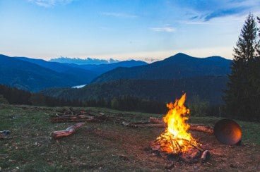 Camping Safety Dos and Don’ts: A Guide for Summertime Campers - Light Hiking Gear