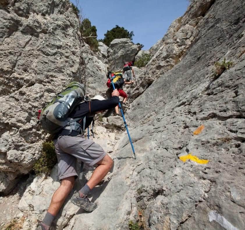 6 Reasons Why Rock Climbing Is the New Route to Fitness - Light Hiking Gear