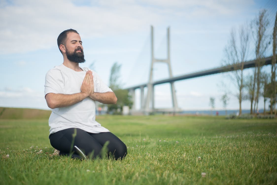 6 Stress-Reducing Meditation Tips for Hikers in the US - Light Hiking Gear