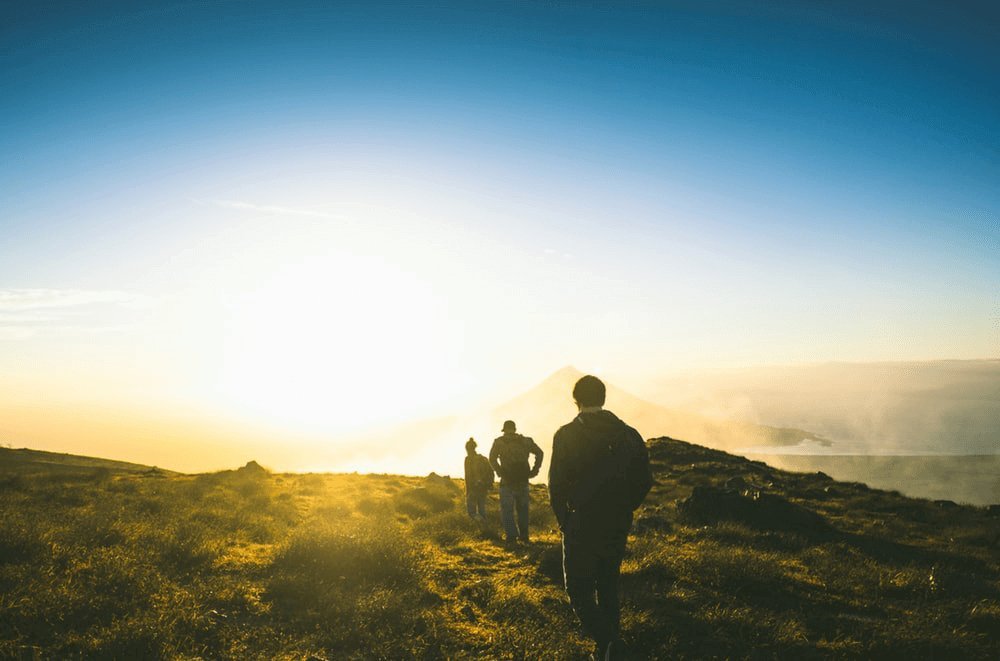 Beat the Heat: The Definitive Guide to Hiking during the Heat - Light Hiking Gear