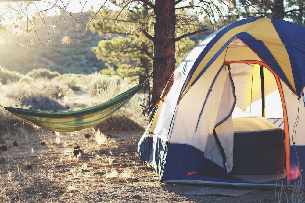 Camping Dos and Don'ts: A Comprehensive Guide for Outdoor Enthusiasts - Light Hiking Gear