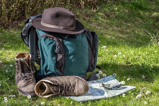 Everything You Need to Know About Picking a Hiking Backpack - Light Hiking Gear
