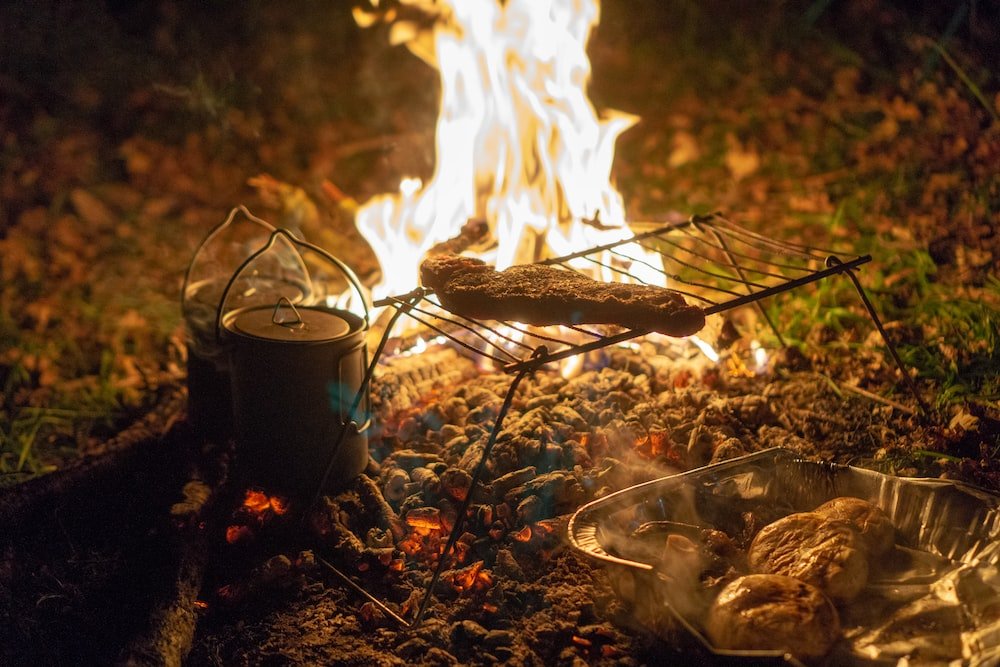 Fueling Your Winter Hiking Adventures: Creative Meal Ideas for the Trail - Light Hiking Gear