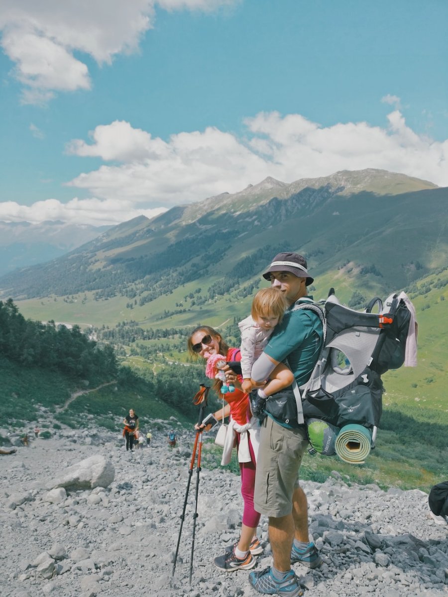 How to Plan a Family Hiking Trip - Light Hiking Gear