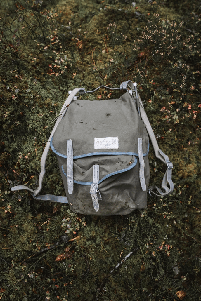 Is It Time to Replace Your Hiking Backpack? 5 Signs to Check - Light Hiking Gear