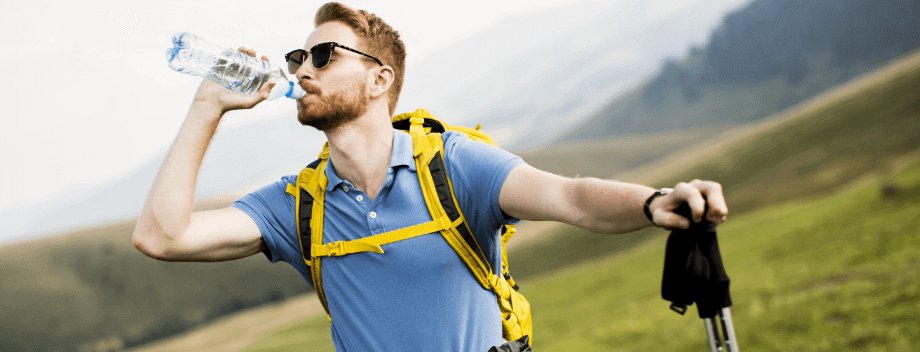 Tips To Stay Hydrated While Hiking - Light Hiking Gear