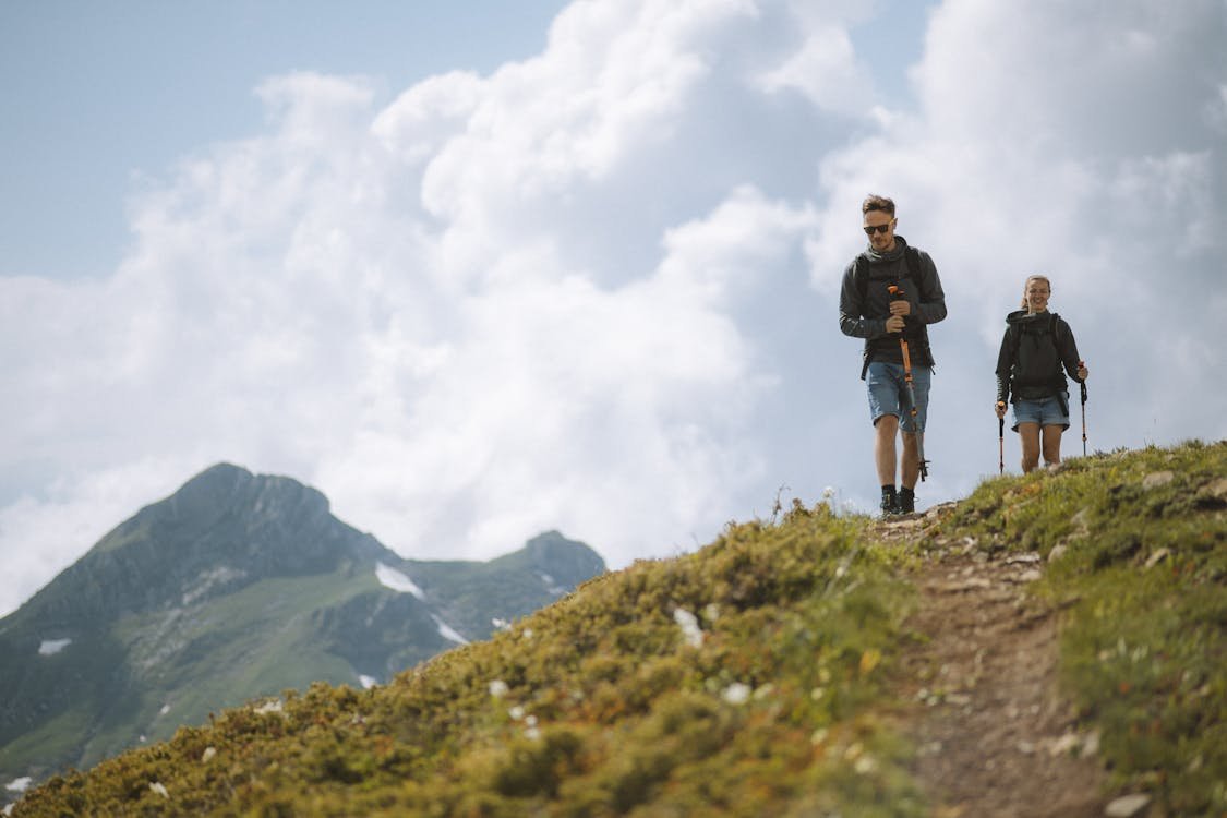 Trekking Poles: Who Should Use Them and Why? - Light Hiking Gear