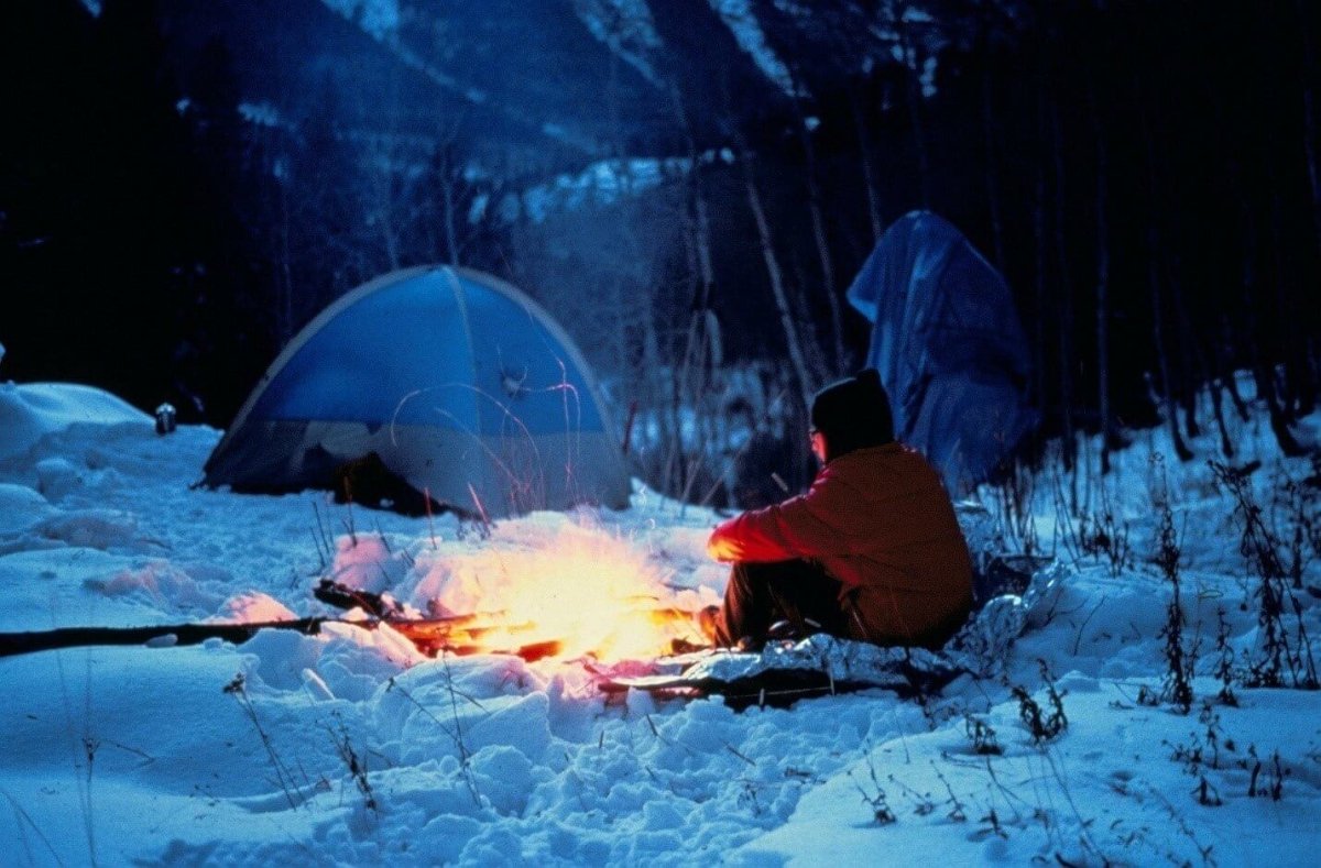 Winter Camping – How to have a Successful Snowcamping Trip - Light Hiking Gear
