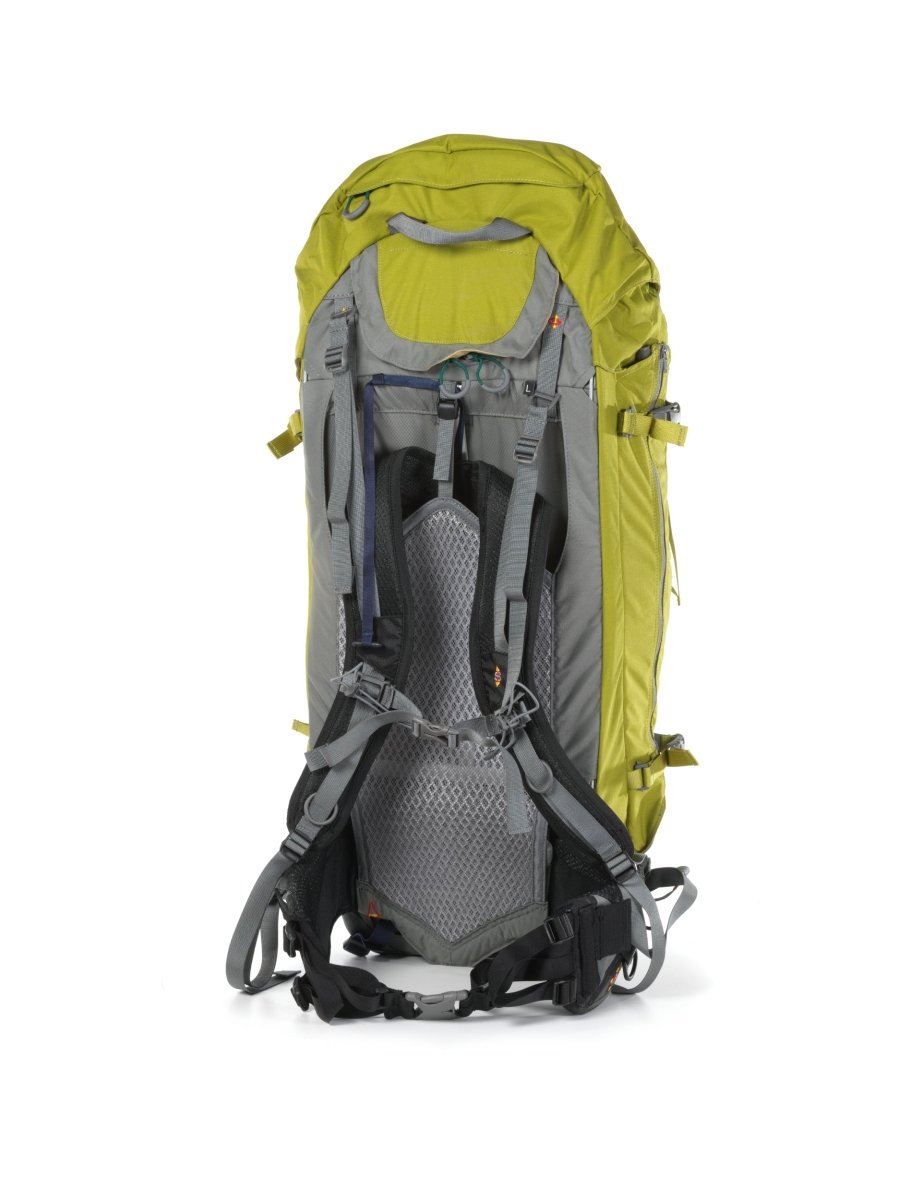 allintitle light hiking backpack 57 or 65 Liter Aarn Guiding Light Backpack 57 Liters